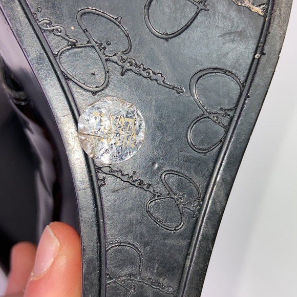 Classy, Fun, Flirty Jessica Simpson Patent Wedges, Black 7.5 - Picture 10 of 10
